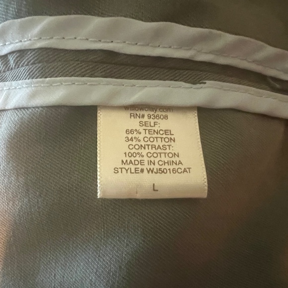 Willow and Clay Army Green Large Button Jacket with Pockets Unlined Lyocell - Picture 5 of 7